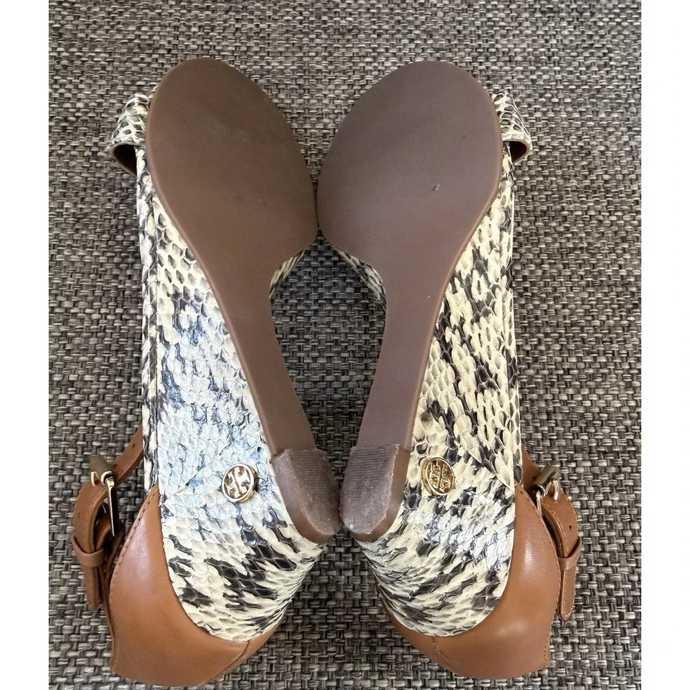 Tory Burch Snakeskin Savannah Wedge Sandal Ankle Strap Gold Logo Size 8